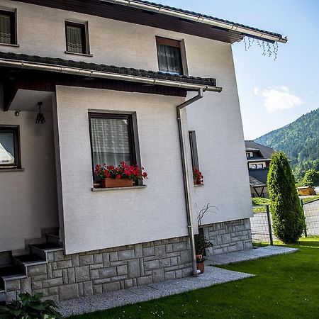 Apartments And Holiday Home Grohar Kranjska Gora Kültér fotó