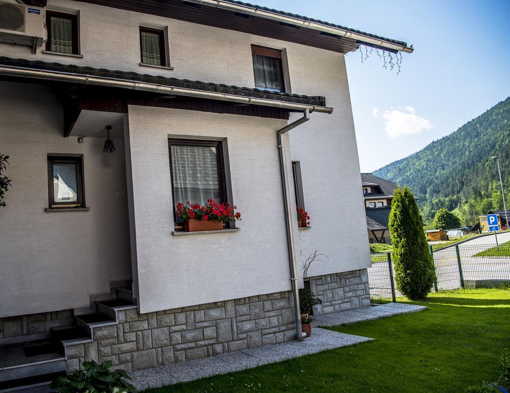 Apartments And Holiday Home Grohar Kranjska Gora Kültér fotó